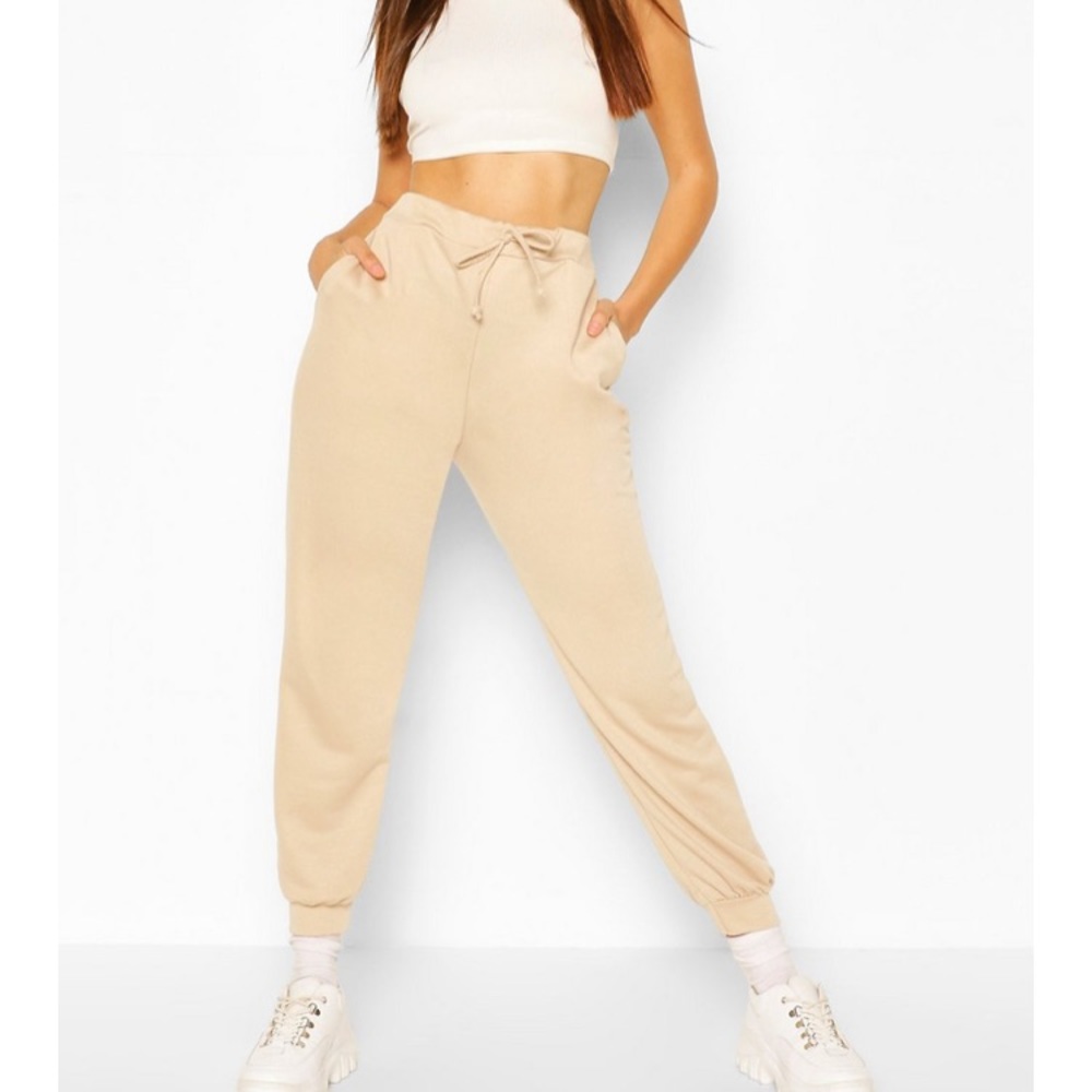 Boohoo Basic Loopback Tan Joggers size 6